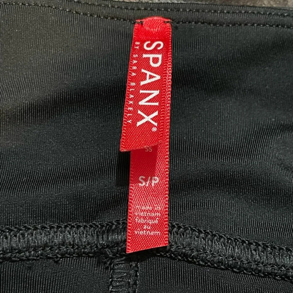 Spanx shape Faux Leather Leggings Black Size Small - Picture 3 of 6